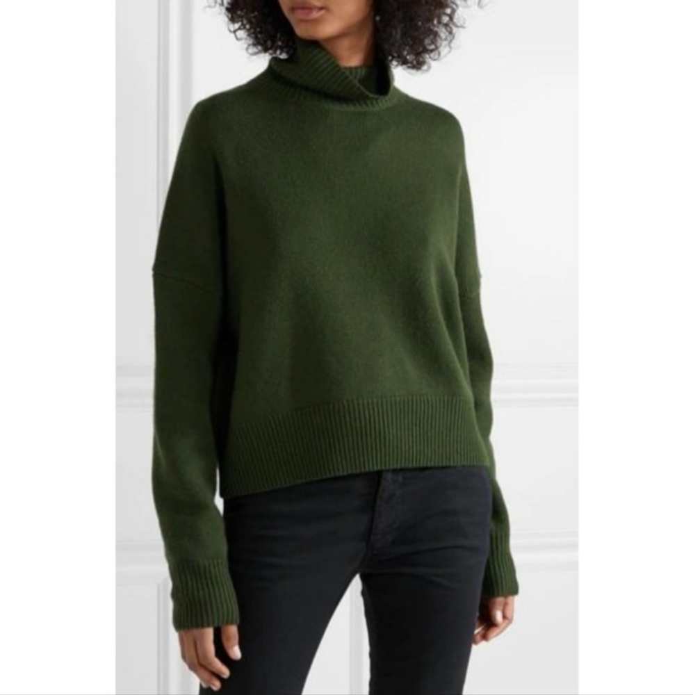 Nili Lotan Serinda green wool/cashmere turtleneck sweater L